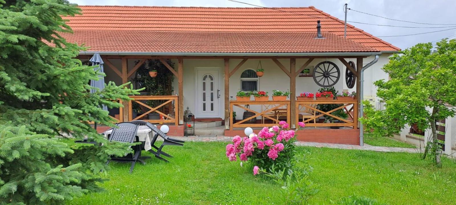 Manipura Villa Szemenyecsörnye Kültér fotó