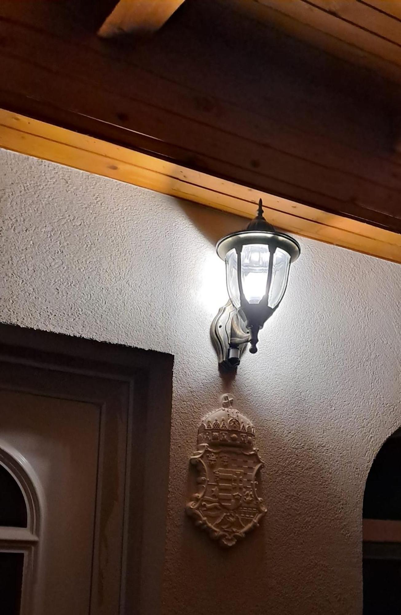 Manipura Villa Szemenyecsörnye Kültér fotó